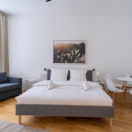 Air Conditioning 330 Mbit Wifi Self Check-In Viena Exterior foto