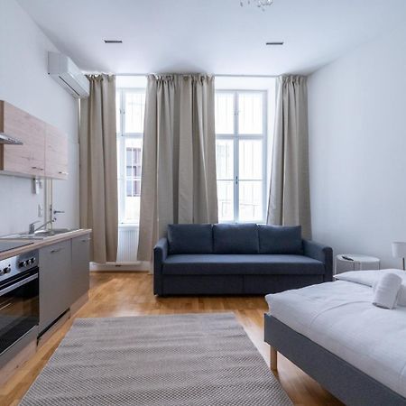 Air Conditioning 330 Mbit Wifi Self Check-In Viena Exterior foto